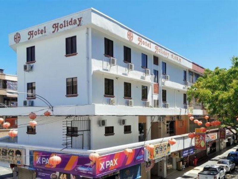 Hotel Holiday Кота-Кинабалу Экстерьер фото